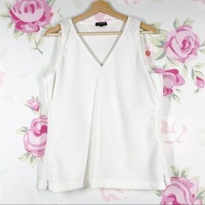 WORTH Blouse 14 White Sleeveless Textured V Neck Side Zipper